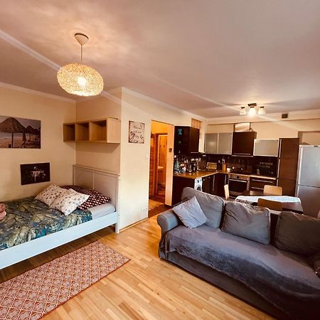 Entire Studio Flat Appartement Warschau Buitenkant foto