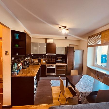 Entire Studio Flat Appartement Warschau Buitenkant foto
